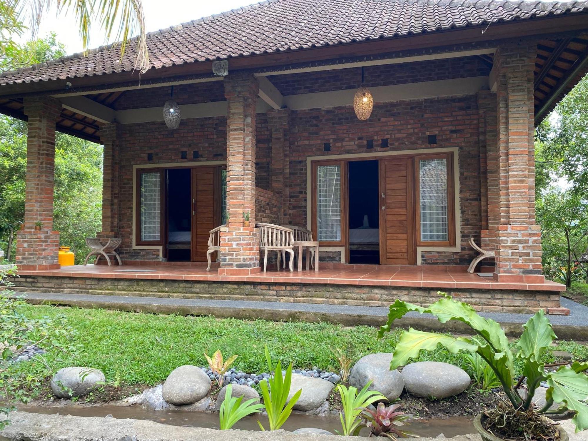 Mayong Bali Villa And Hostel Munduk  Exterior photo