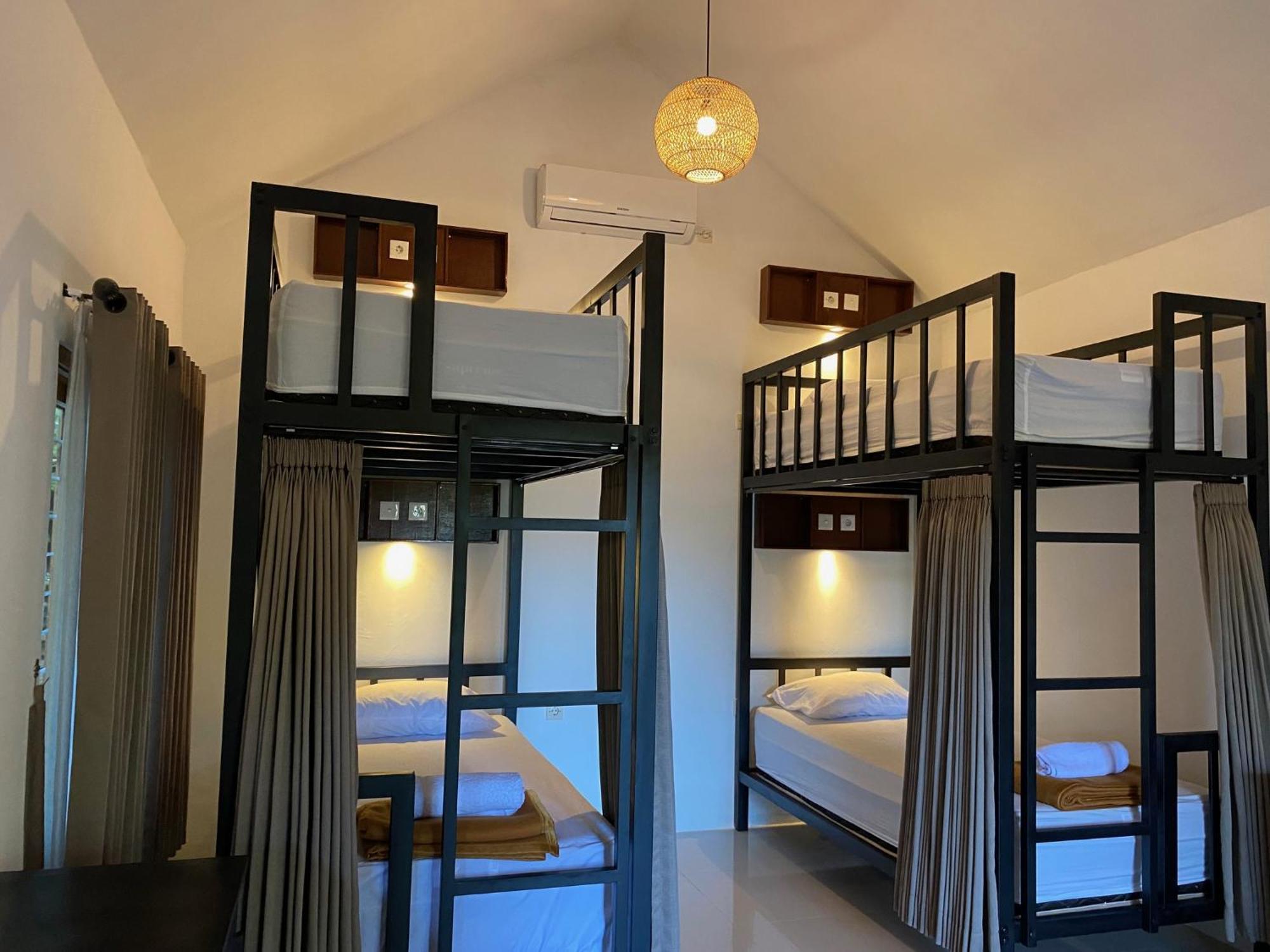 Mayong Bali Villa And Hostel Munduk  Exterior photo